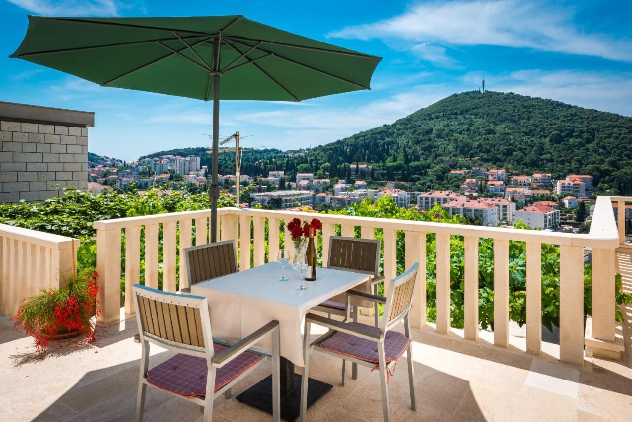 Apartments Lucija دوبروفينك الغرفة الصورة